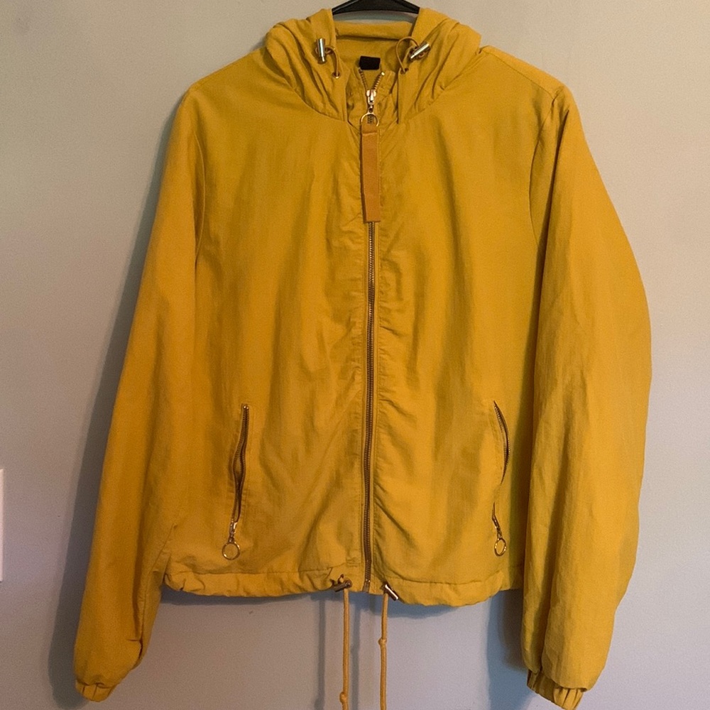 super comfy rain jacket 🧥